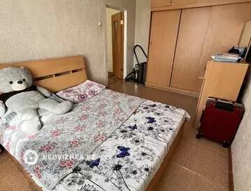 2-комнатная квартира, этаж 3 из 4, 53 м²