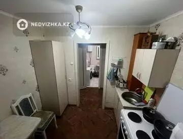 2-комнатная квартира, этаж 1 из 9, 48 м²