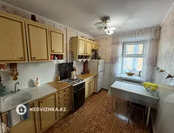 3-комнатная квартира, этаж 3 из 5, 62 м²