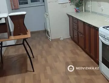 Подселение, 2 комн., 20 м²