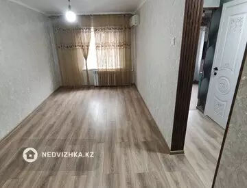 1-комнатная квартира, этаж 4 из 4, 30 м²