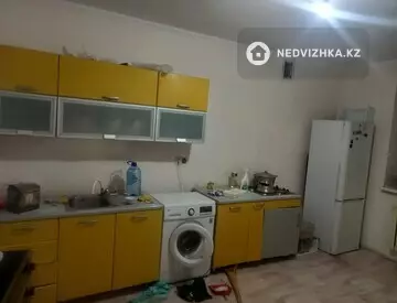 2-комнатная квартира, этаж 11 из 11, 75 м², на длительный срок