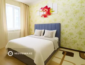 2-комнатная квартира, этаж 2 из 14, 60 м², посуточно