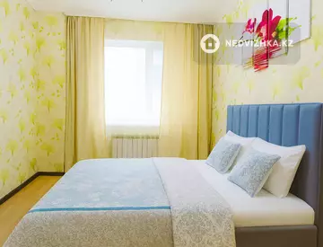 2-комнатная квартира, этаж 2 из 14, 60 м², посуточно