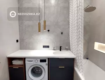 1-комнатная квартира, этаж 4 из 8, 40 м², посуточно
