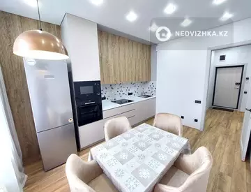 1-комнатная квартира, этаж 4 из 8, 40 м², посуточно