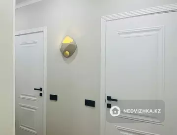 3-комнатная квартира, этаж 8 из 9, 85 м²