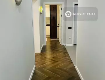 3-комнатная квартира, этаж 8 из 9, 85 м²