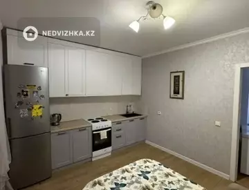 3-комнатная квартира, этаж 10 из 13, 90 м²