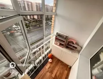 2-комнатная квартира, этаж 10 из 12, 74 м²