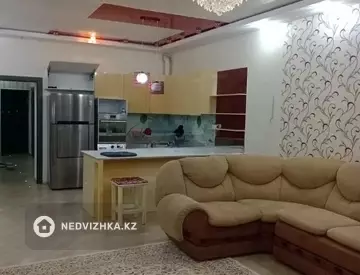 2-комнатная квартира, этаж 13 из 13, 86 м²