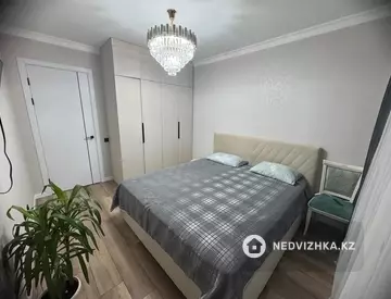 2-комнатная квартира, этаж 3 из 9, 63 м²