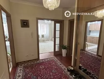 3-комнатная квартира, этаж 1 из 7, 94 м²