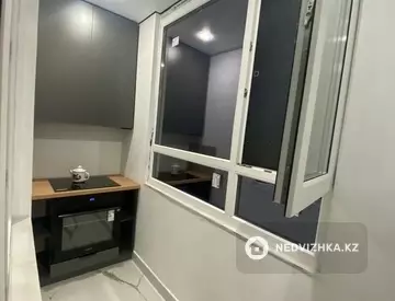 1-комнатная квартира, этаж 8 из 9, 38 м²