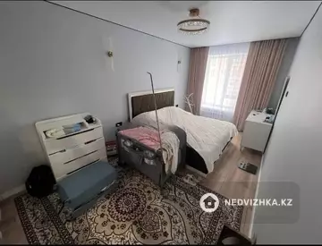 2-комнатная квартира, этаж 4 из 12, 56 м²