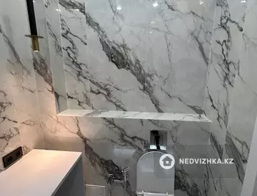 2-комнатная квартира, этаж 4 из 9, 48 м²