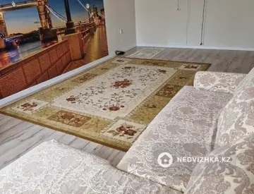 2-комнатная квартира, этаж 2 из 5, 72 м², посуточно