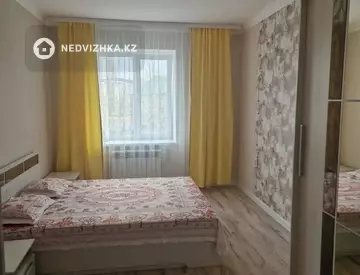 2-комнатная квартира, этаж 2 из 5, 72 м², на длительный срок