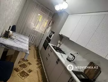 3-комнатная квартира, этаж 1 из 6, 62 м²