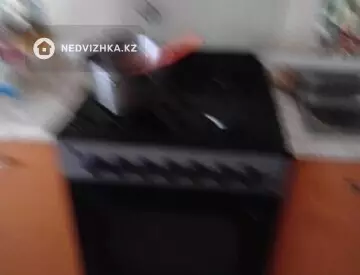 2-комнатная квартира, этаж 7 из 10, 42 м², на длительный срок