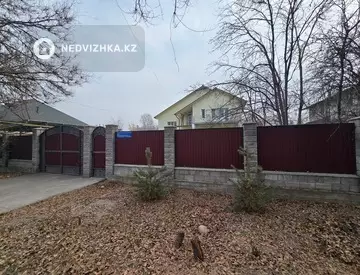 6-комнатный дом, 249 м²