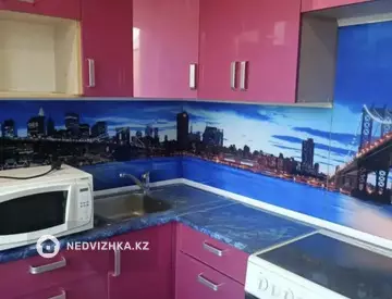 3-комнатная квартира, этаж 2 из 5, 60 м²