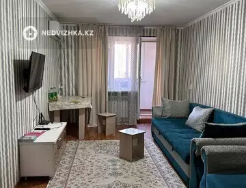 2-комнатная квартира, этаж 3 из 4, 46 м²