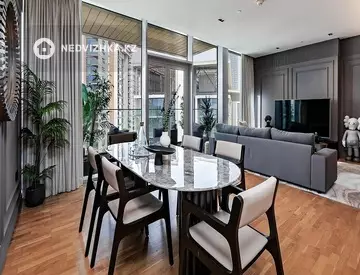 2-комнатная квартира, этаж 7 из 13, 107 м²