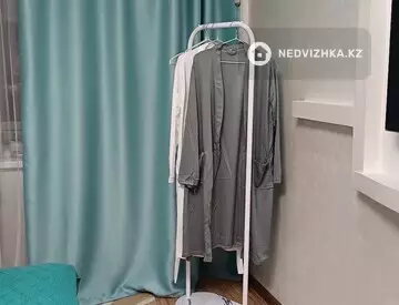 1-комнатная квартира, этаж 3 из 5, 35 м², по часам