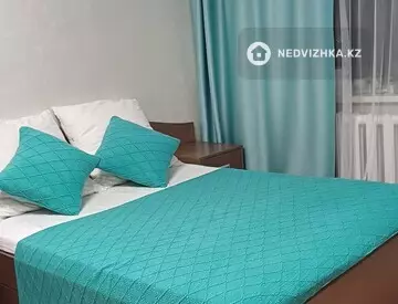 1-комнатная квартира, этаж 3 из 5, 35 м², по часам