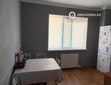 2-комнатная квартира, этаж 3 из 10, 54 м²