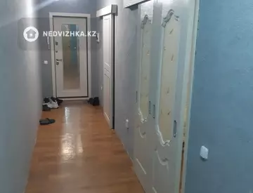 2-комнатная квартира, этаж 3 из 10, 54 м²