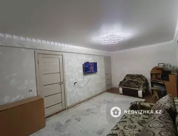 3-комнатная квартира, этаж 2 из 5, 45 м²