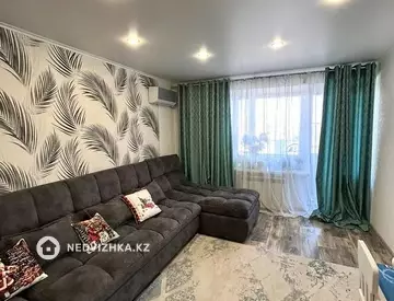 2-комнатная квартира, этаж 9 из 9, 50 м²