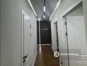 2-комнатная квартира, этаж 7 из 12, 69 м²