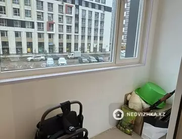 2-комнатная квартира, этаж 2 из 12, 59 м²