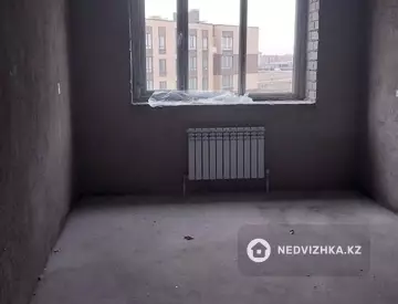 3-комнатная квартира, этаж 1 из 9, 75 м²