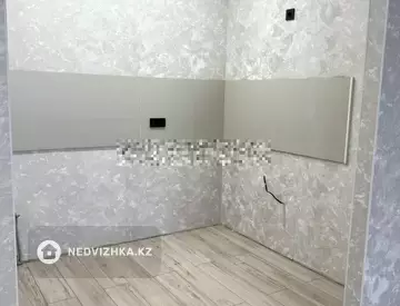 2-комнатная квартира, этаж 8 из 11, 40 м²