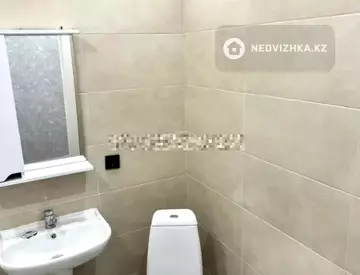 2-комнатная квартира, этаж 8 из 11, 40 м²