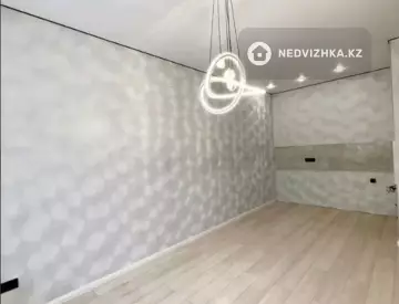 2-комнатная квартира, этаж 3 из 9, 38 м²