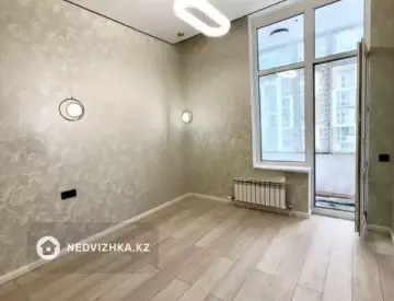 2-комнатная квартира, этаж 3 из 9, 38 м²