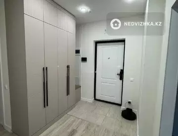 3-комнатная квартира, этаж 13 из 17, 86 м²