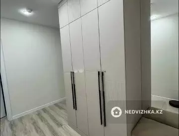 3-комнатная квартира, этаж 13 из 17, 86 м²