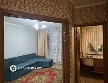 1-комнатная квартира, этаж 4 из 5, 36 м²