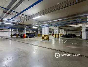 3-комнатная квартира, этаж 8 из 15, 100 м²