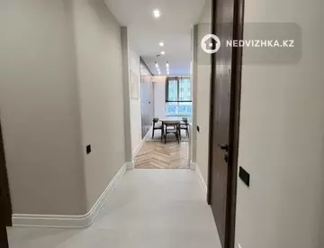 3-комнатная квартира, этаж 2 из 21, 80 м²