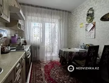 2-комнатная квартира, этаж 2 из 9, 64 м²