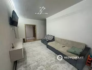 2-комнатная квартира, этаж 12 из 14, 91 м²