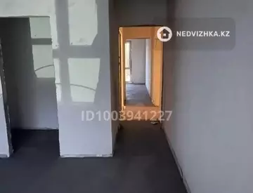 3-комнатная квартира, этаж 4 из 9, 94 м²