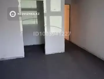 3-комнатная квартира, этаж 4 из 9, 94 м²